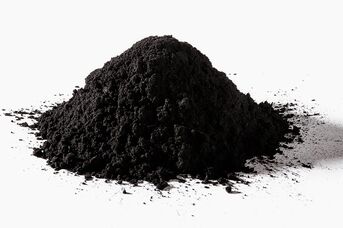 Carbón vegetal en Black Latte