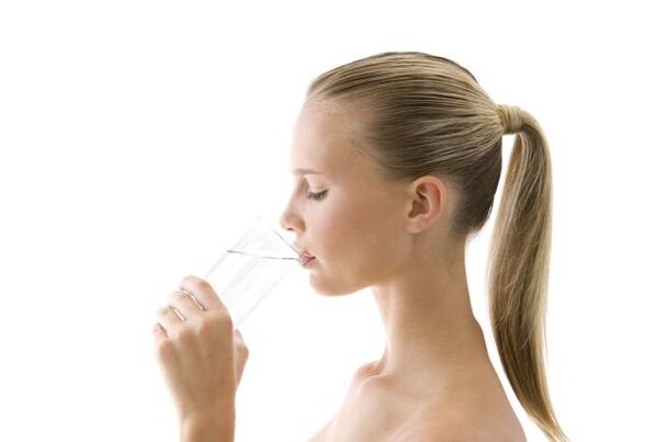 agua potable para adelgazar en casa